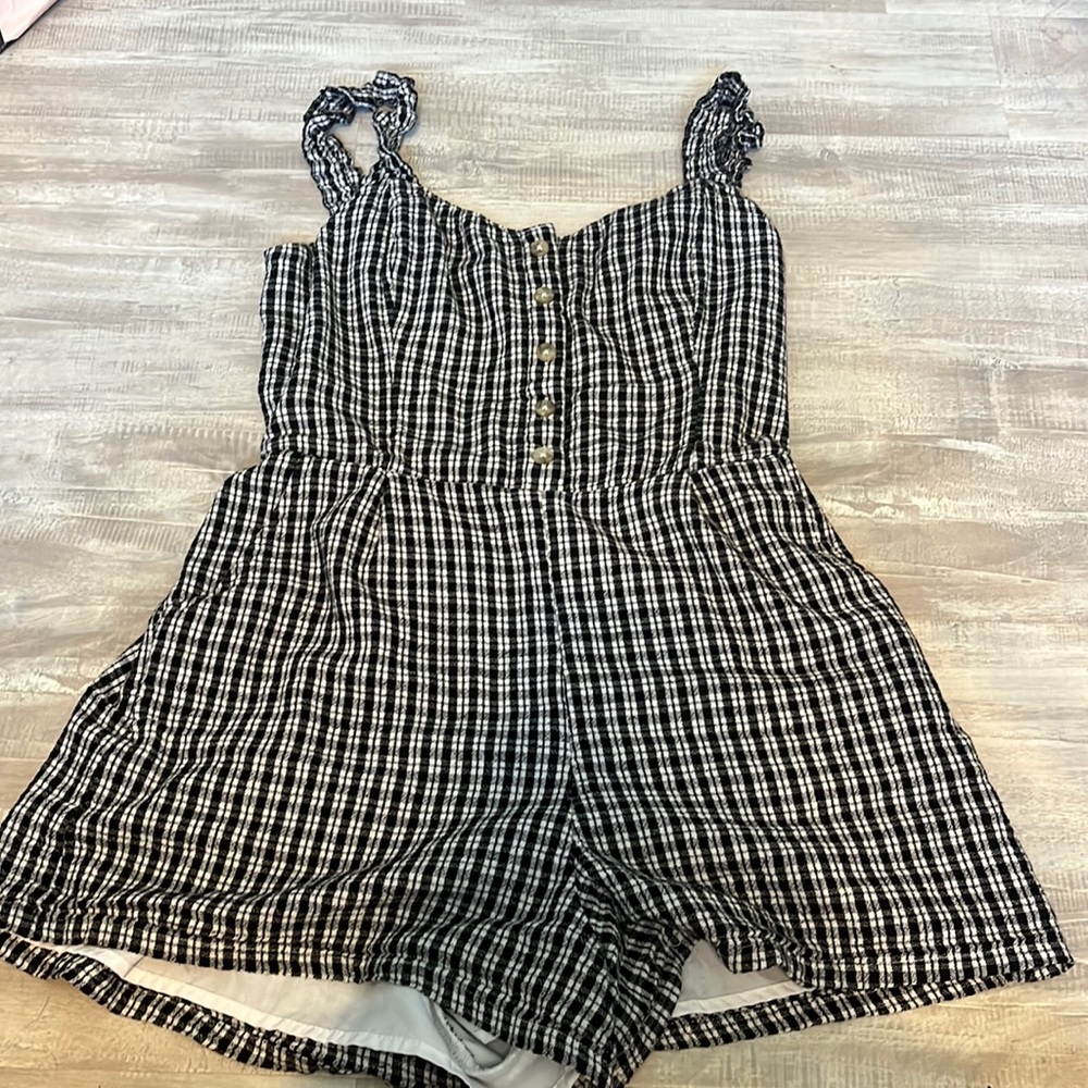 Cute very stretchy and comfy material
